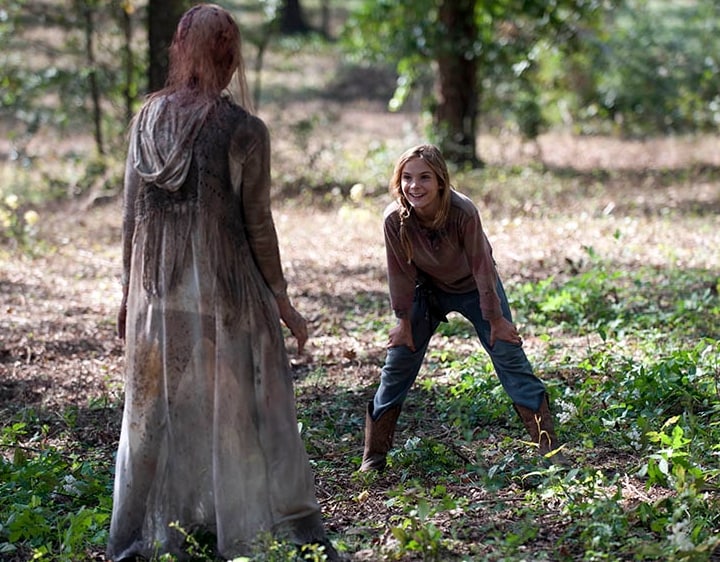 Lizzie crede che gli zombie siano amichevoli