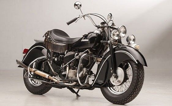 La prima moto dell'attore americano è stata una Indian Chief del 1946.