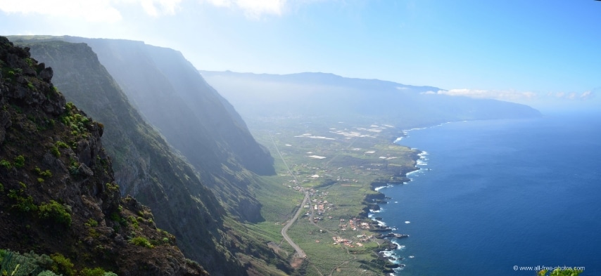 Foto da All Free Photos: http://www.all-free-photos.com/show/showgal.php?idgal=pan-canaries&lang=en