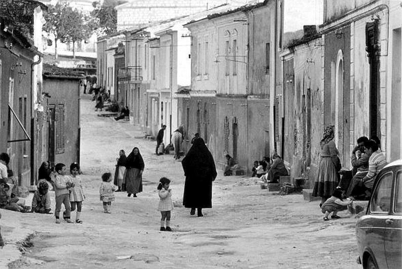 (Foto Emile) Via Enrico Costa