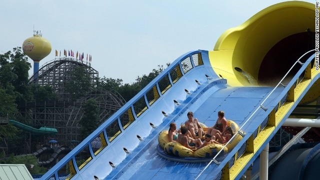 Mammoth è sia il water coaster più lungo del mondo che il primo parco di montagne ad acqua per sei persone al mondo. É alimentato con LIMS (motori asincroni lineari), che è la stessa tecnologia utilizzata per le montagne russe e trasporto ferroviario per cui con l'acqua raggiunge velocità incredibili.