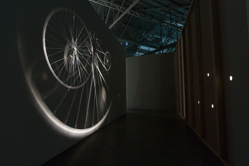 João Maria Gusmão + Pedro Paiva. Papagaio. Installation views Fondazione HangarBicocca, 2014. Photo Agostino Osio. Courtesy Fondazione HangarBicocca