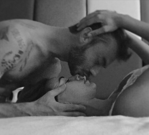 La dichiarazione di Melita al compagno su Instagram: "Nelle tue mani, completamente".