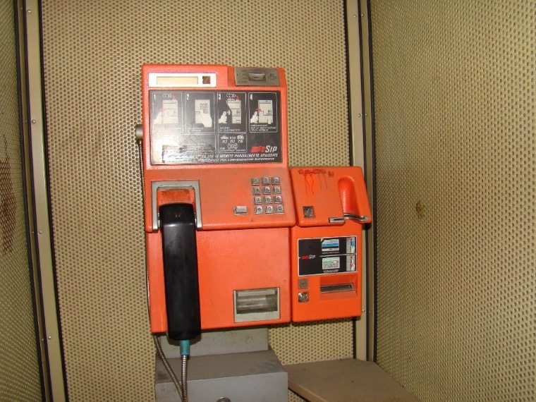 Il Rotor è stato un telefono pubblico a tasti creato dalla SIP - Società Italiana per l'Esercizio delle Telecomunicazioni alla fine degli anni ottanta e utilizzato nelle cabine telefoniche fino al 2002, anno in cui fu sostituito dal modello Digito