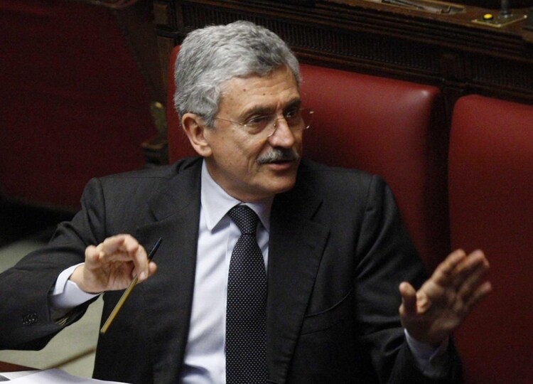 Gradito ai suoi fedelissimi nel Pd, alla sinistra e anche al centrodestra, osteggiato dal Movimento 5 Stelle e (forse) anche dai renziani integralisti. Poche chance per lui: 5%