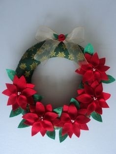 Ghirlanda di fiori di Natale