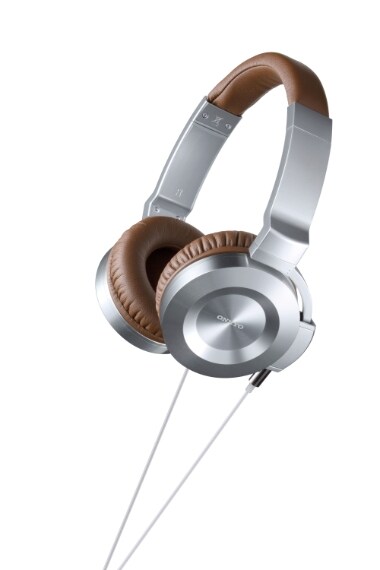 Cuffie in pelle e silver