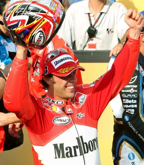 Il campione di Castel Pietro terme ritrova la vittoria in Malesia davanti a Valentino Rossi e Carlos Checa