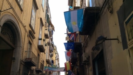 Napoli, lo storia della città tra vie, scorci e panorami storici