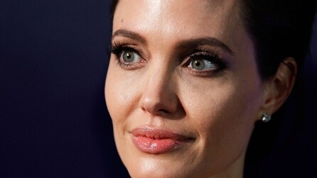 Da Angelina a Demi, le 10 donne castane più belle