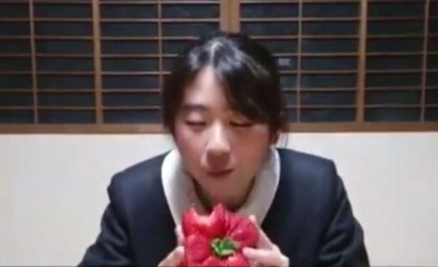 La figlia ha avuto l'onore di assaggiarlo.