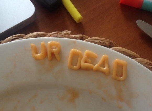 Come mandare messaggi a un fratello