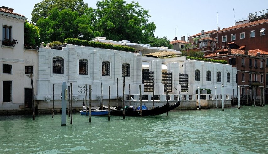 https://commons.wikimedia.org/wiki/File:Guggenheim_Venedig-DSC_0053w.jpg