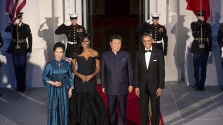 Michelle Obama indossa l'abito di Vera Wang e incanta Instagram