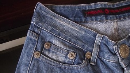 L'utilità della taschina laterale dei jeans