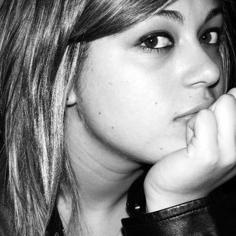 Lucrezia Borghi, di Greve in Chianti, è tra le studentesse morte per il tragico incidente di Barcellona. Di Lucrezia per molte ore non si sono avute notizie, poi la notizia della morte.