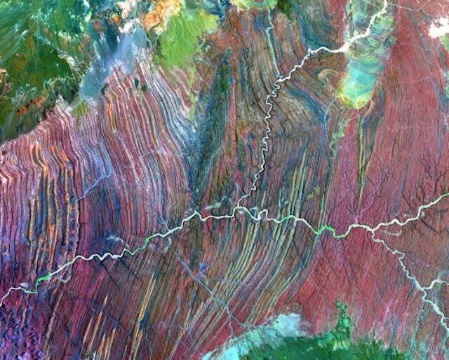 Questa immagine del Cairo, Egitto, è stata scattata il 26 febbraio 2003.