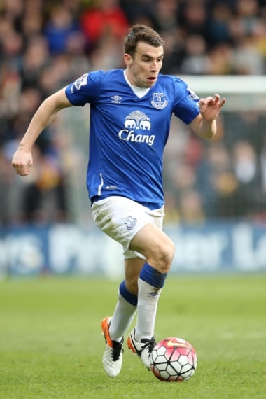 Seamus Colema - Altro pezzo pregiato dell'Everton finito nel mirino del Manchester United. Il difensore irlandese tra i possibili partenti per il club che sarà allenato da Mourinho