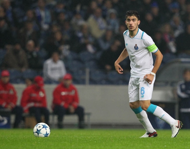 Ruben Neves - Il giovane talento portoghese potrebbe esplodere definitivamente alla corte di Mourinho