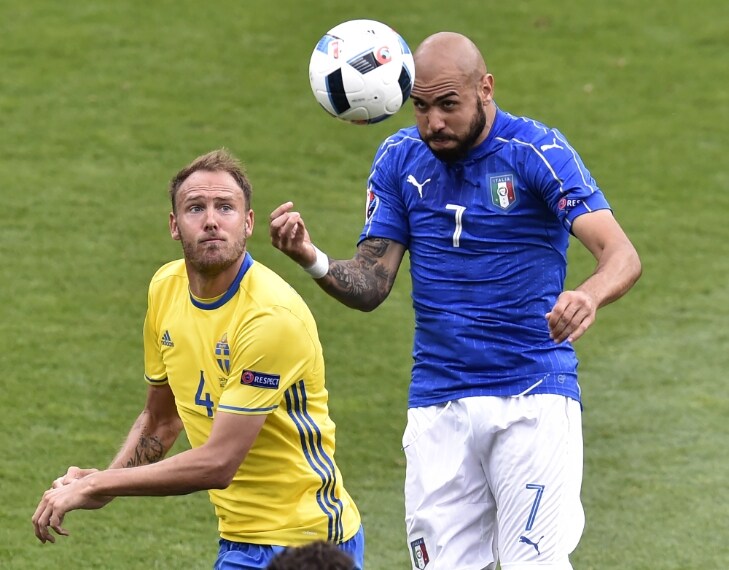 Entra nella ripresa al posto di Pellè, nel finale fa da sponda per Eder.