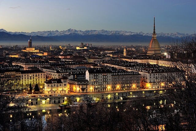 https://simple.wikipedia.org/wiki/Turin#/media/File:Turin_monte_cappuccini.jpg