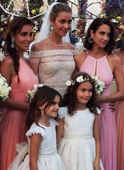 La sposa con le damigelle