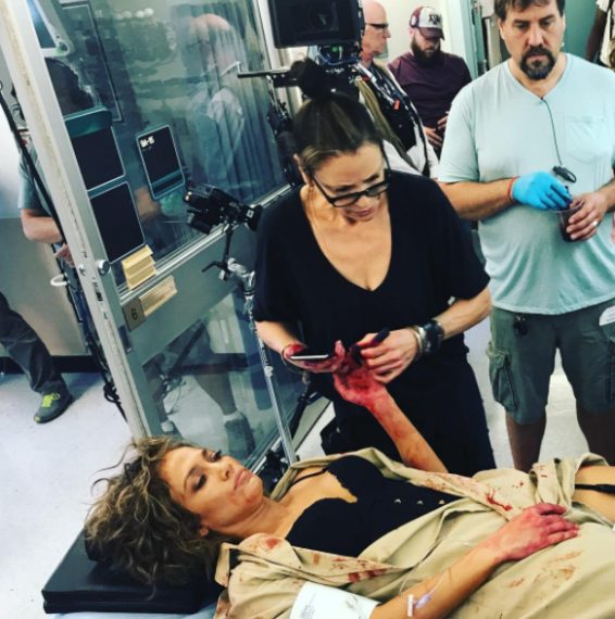 Sul set di Shades of Blue, la nuova serie tv con Jennifer Lopez.