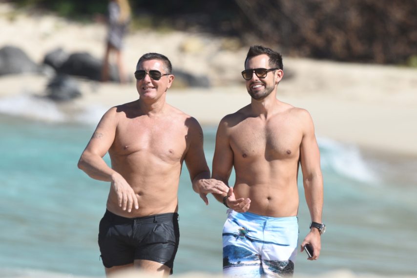 Stefano Gabbana con un amico a Saint Barth