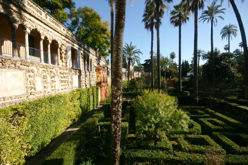 Il palazzo, con i suoi grandi edifici e le palme lussureggianti è stato utilizzato per rappresentare i giardini d'acqua di Dorne.