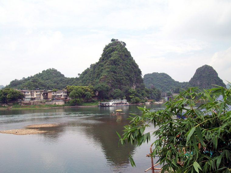 http://www.publicdomainpictures.net/view-image.php?image=15903&picture=guilin-landscape