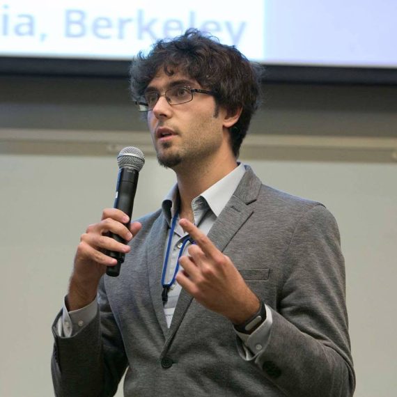 Co-fodnatore di Eyra, 25 anni, Savona