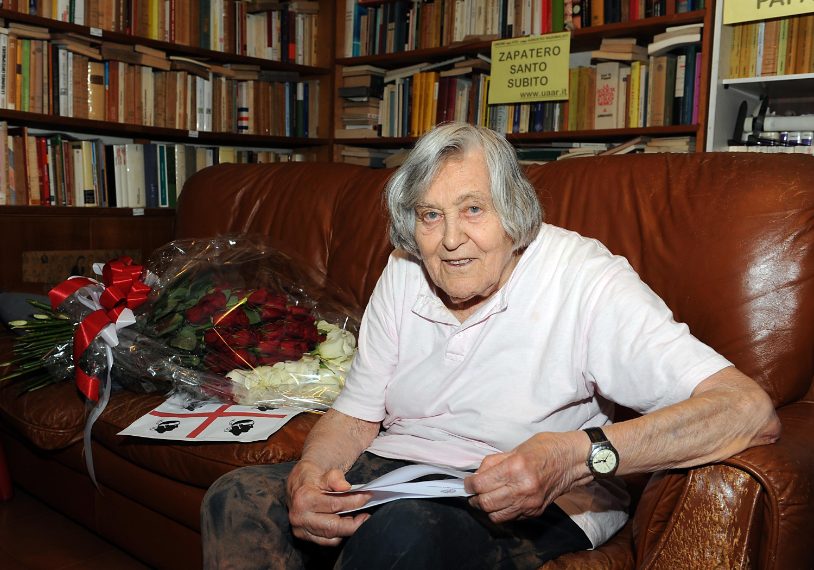 E' stata una famosa astrofisica, divulgatrice scientifica italiana e membro delle più prestigiose società fisiche e astronomiche