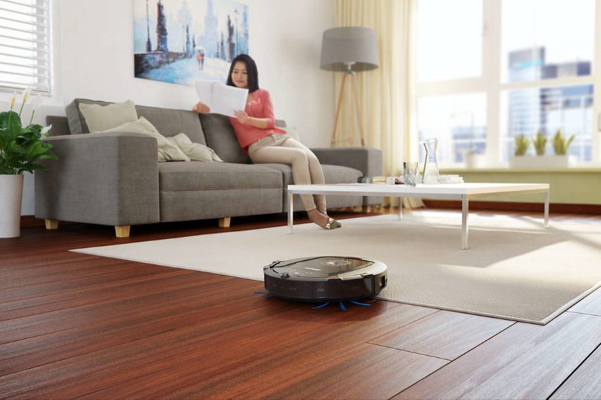 Si tratta del robot da pavimenti più venduto perché riesce a catturare davvero tutto, dal pelo sul pavimento alle briciole nel tappeto. IRobot Roomba ha un sacco di funzioni fresche. Può lavorare senza soluzione di continuità intorno a disordini e mobili, evitare di cadere dalle sporgenze e caricarsi tra le pulizie.