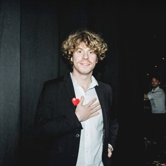 Lodo Guenzi di Lo stato sociale