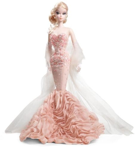 L'idea di una Barbie è nata mentre Ruth Handler guardava la figlia giocare con bambole di carta a cui dava dei nomi e dei ruoli. Da allora della Barbie sono state create numerosissimi modelli e prodotti accessori. Ogni Barbie ha una propria caratteristica peculiare e alcune nel tempo sono diventate oggetto di collezionismo di valore disponibili anche su alcuni siti dedicati.