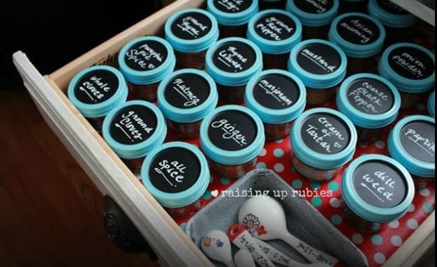 Put some herbs in little jars to order your drawer.