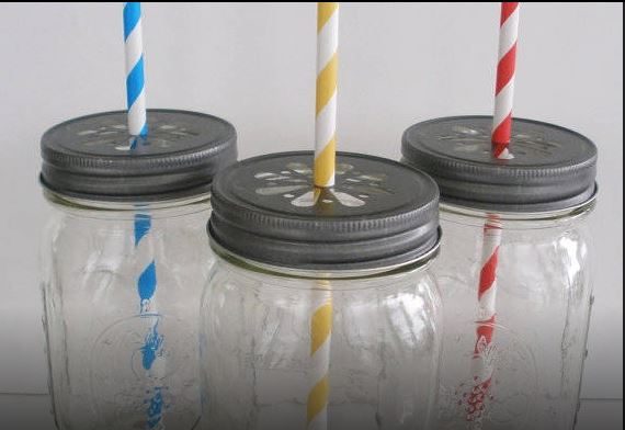 Insert some straw in the jar a pour your favorite drink.