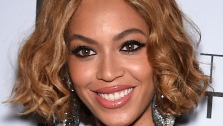 Tagli capelli ricci: gli hairstyle più belli da realizzare