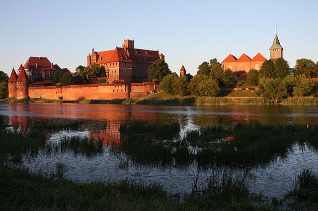 https://commons.wikimedia.org/wiki/File:Malbork_Zamek_Krzyzacki_027.jpg