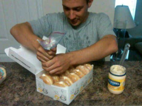 O sostituire sempre la crema con la maionese.