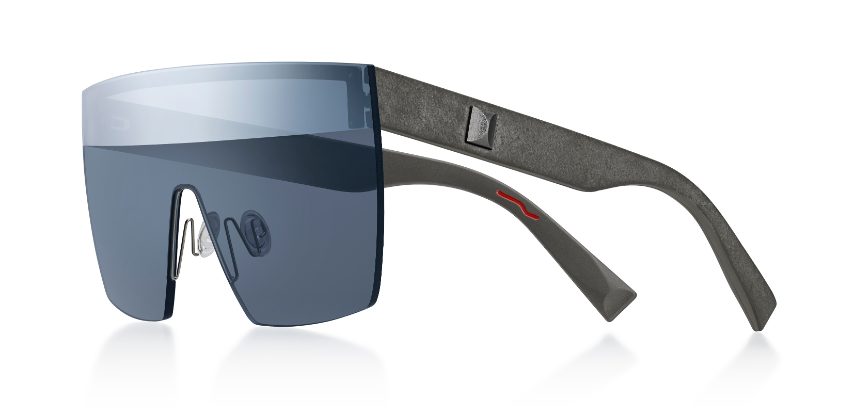 Max Mara e Safilo hanno collaborato con l'artista tedesca Kerstin Bratsch e il duo collettivo UNITED BROTHERS per realizzare una limited edition di occhiali da sole (1000 pezzi ) che saranno in vendita durante il Salone del Mobile