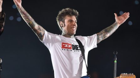 I look di Fedez per il concerto di San Siro