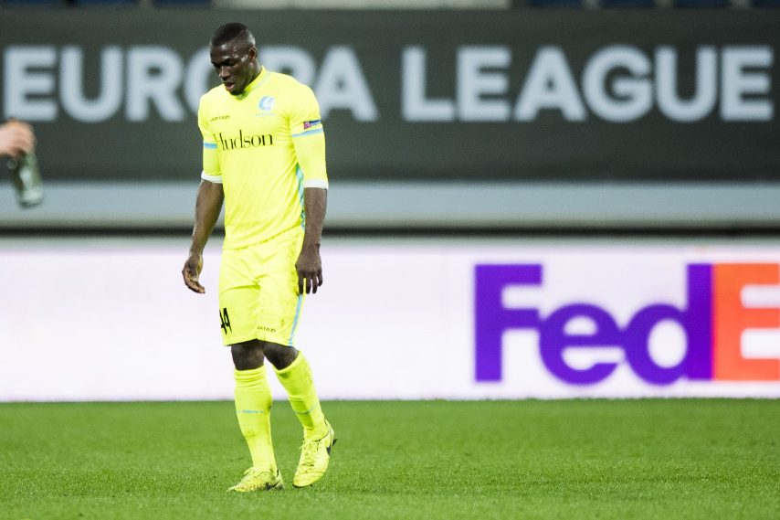 Altezza: 1,89 m Peso: 82 kg