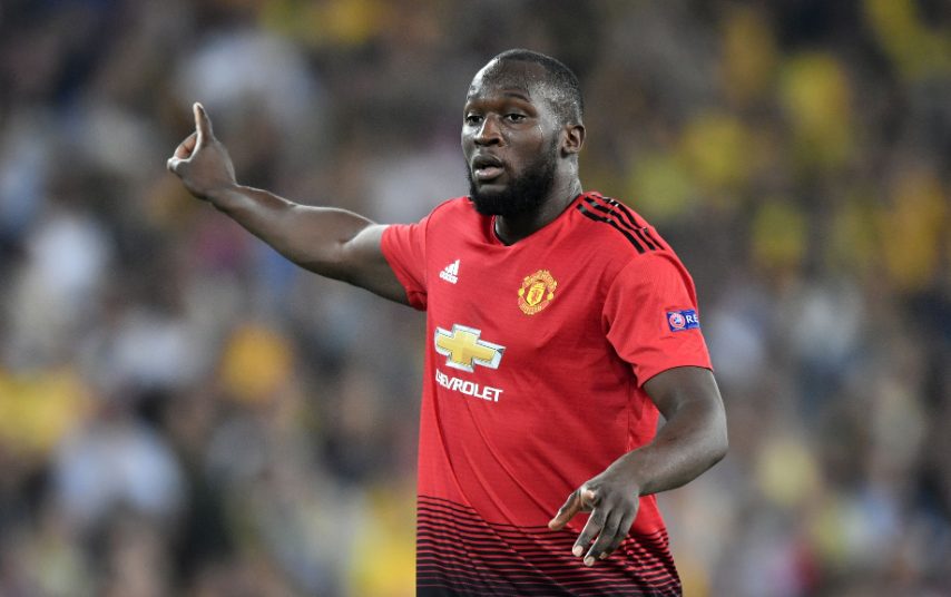 Altezza: 1,9 m Peso: 94 kg