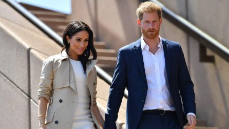 Il primo look premaman di Meghan Markle