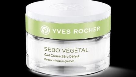 Pelle grassa: i prodotti top per opacizzare e riequilibrare la cute