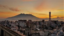 C'è una Napoli anche in Giappone: è Kagoshima, gemellata e sosia della città partenopea