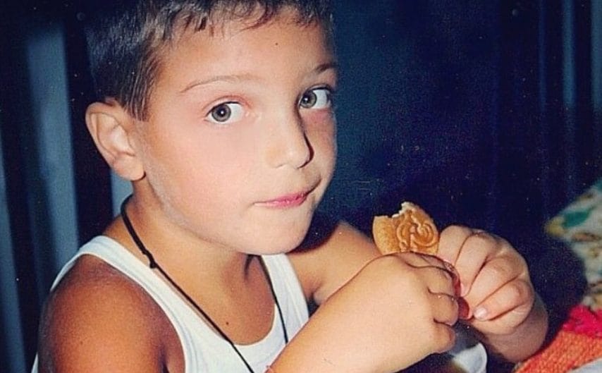Gianluca Ginoble in una foto in cui era ragazzino