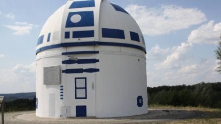 Trasforma l'osservatorio dell'università in qualcosa d'assurdo: il professore pazzo per Star Wars