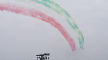 Milano, lo spettacolo delle Frecce Tricolori al Linate Air Show